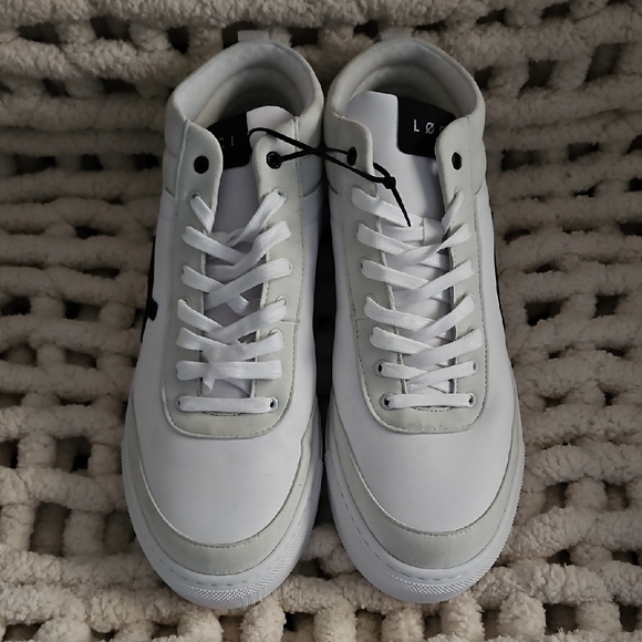 Loci Ten Vegan Logo High-Top Sneakers - Picture 4 of 16